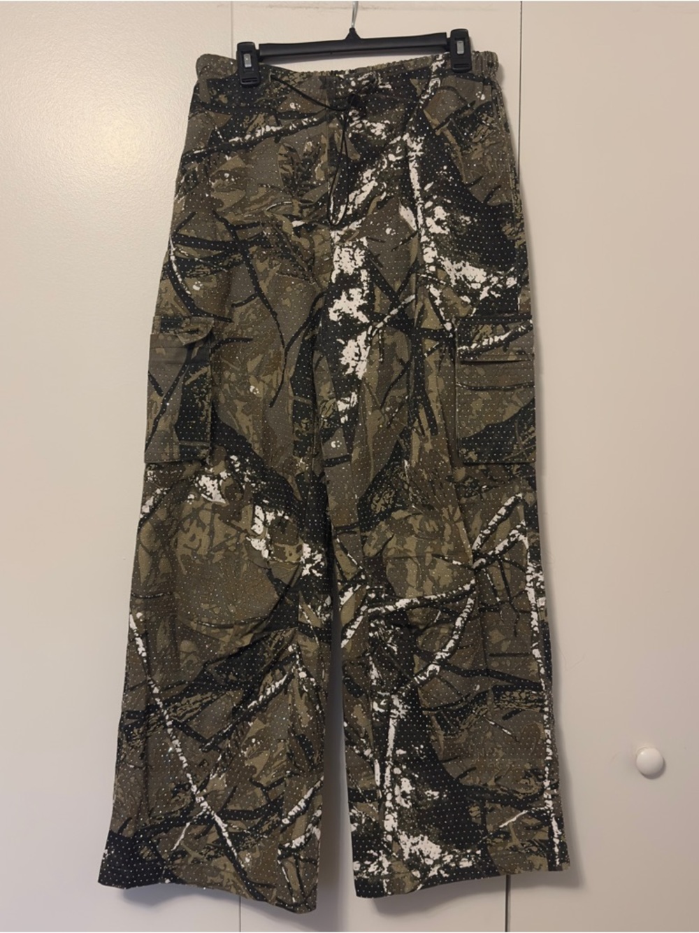SHEIN Olive Green Black White Wide Leg Cargo Pants